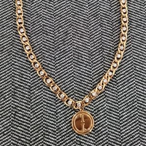Gucci tag choker